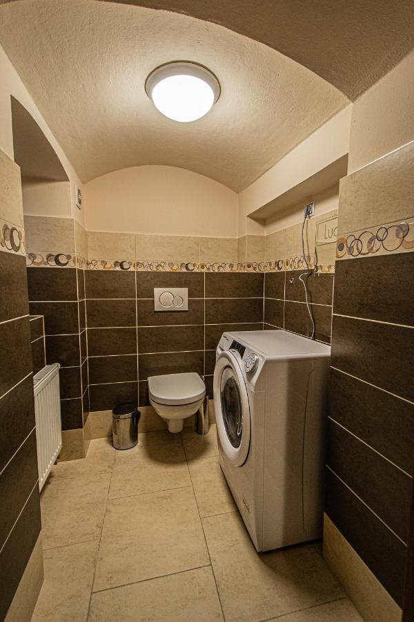 Modern And Spacious Apartments In City Center Prague Luaran gambar